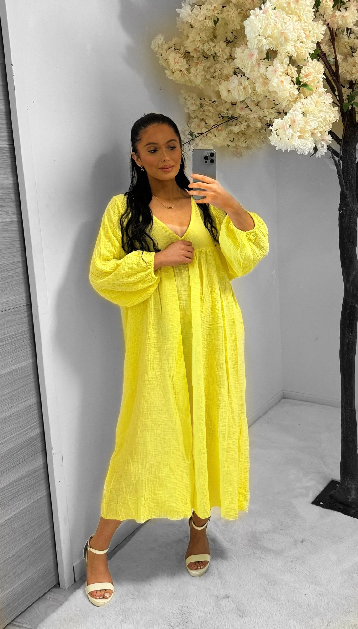 Robe gaz de coton jaune pousi