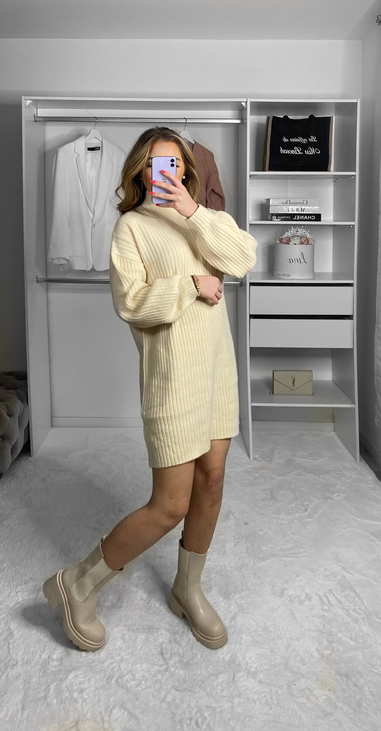 Robe pull courte beige